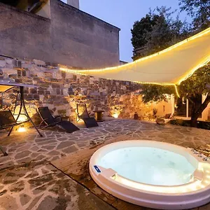 https://piccolo-paradiso.it-lombardy.com