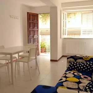 Casa Dahlia Mondello
